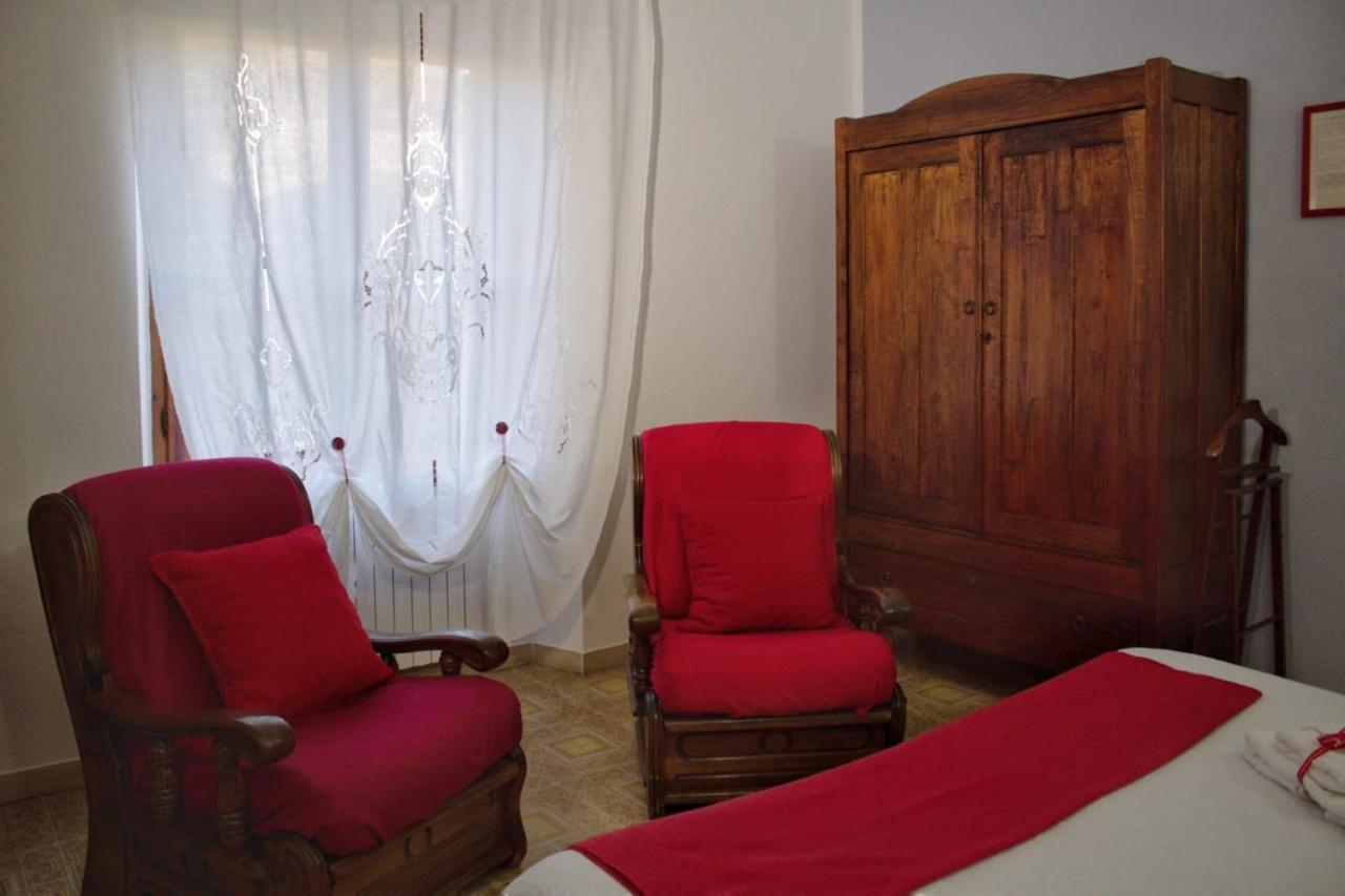 La Collina Dei Ciliegi Bed & Breakfast Sarule Exterior photo