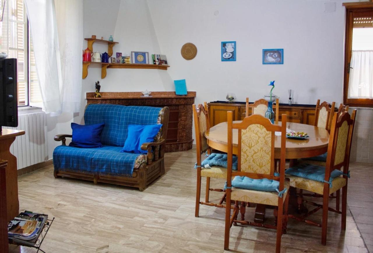 La Collina Dei Ciliegi Bed & Breakfast Sarule Exterior photo