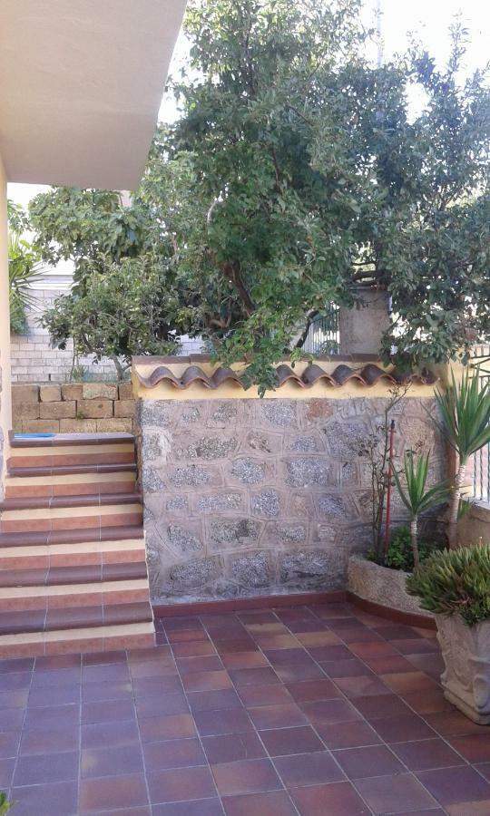 La Collina Dei Ciliegi Bed & Breakfast Sarule Exterior photo